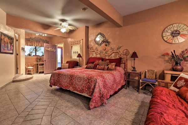 Tastefully Exotic Apt with Patio - Walk to Canyon Lake image 29